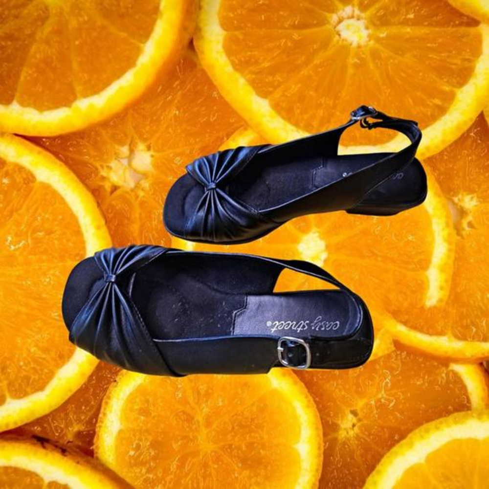 Easy Street Open Toe Size 8W